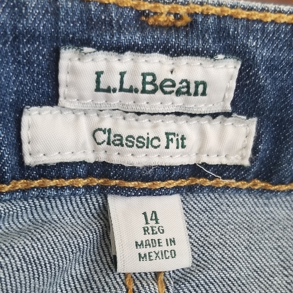 L.L.BEAN True Shape Jeans, High-Rise Straight-Leg - Size 14 Stonewashed - NWT - Picture 8 of 10